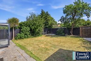 CHASE ROAD WEST- click for photo gallery